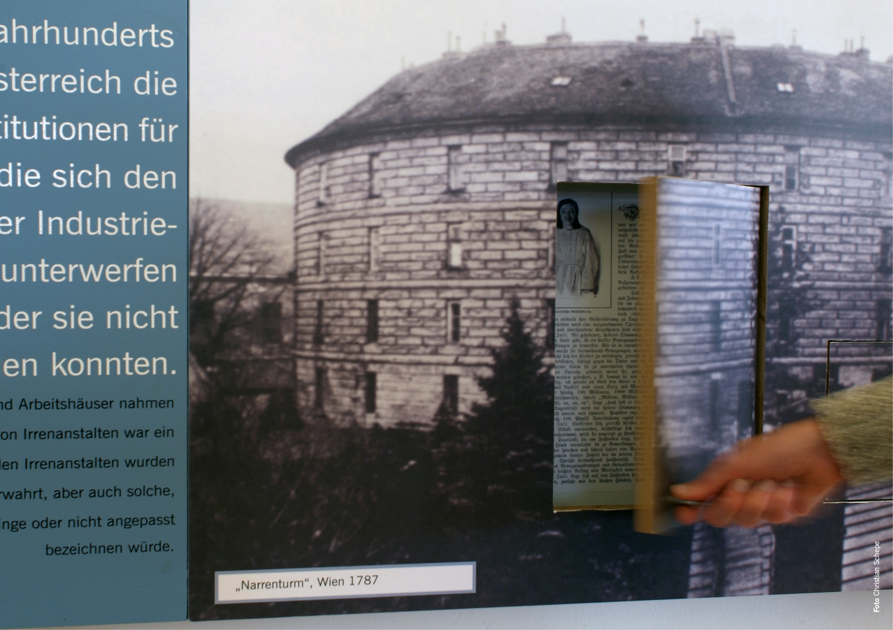 Ausstellung über den gesellschaftlichen Umgang mit Menchen, im Schloss Hartheim