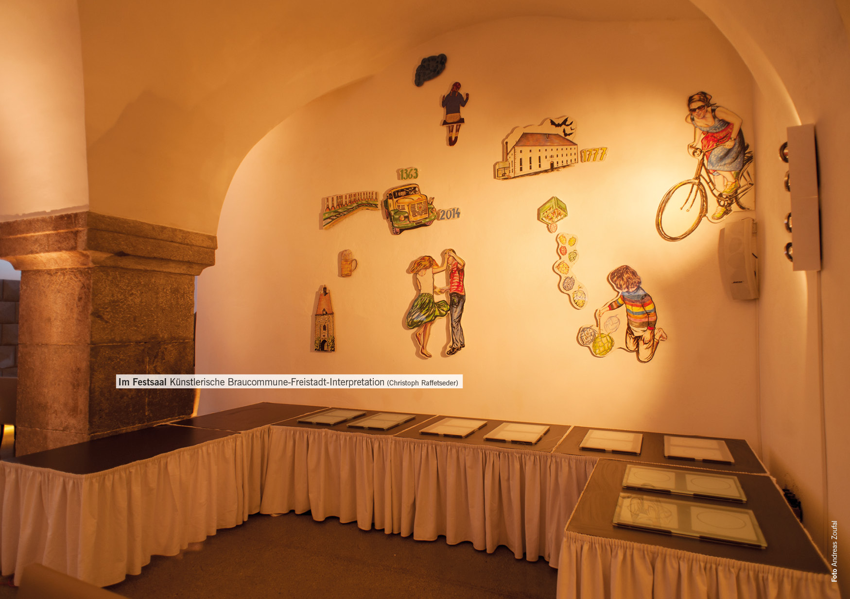 Im Festsaal Künstlerische Braucommune-Freistadt-Interpretation (Christoph Raffetseder)